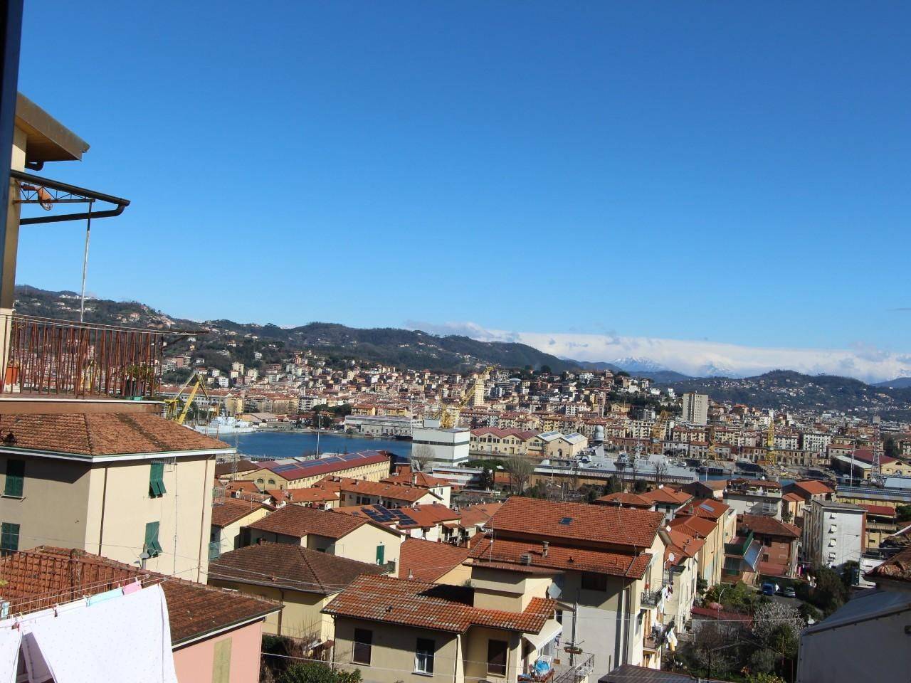 appartamento in vendita a La Spezia in zona Biassa