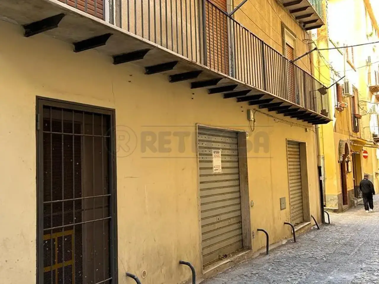 Palazzina commerciale in Via Terranova 17-19-21, Caltanissetta, {3} - Foto 2