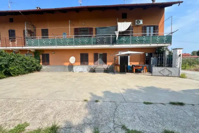 Vierzimmerwohnung in Via Ciorlucca 19, Santhià - Foto 1