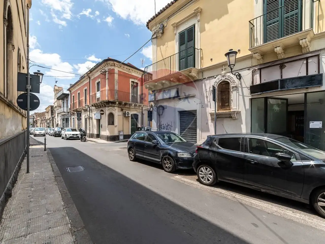 Negozio in Via Roma 59, San Giovanni La Punta, {3} - Foto 1