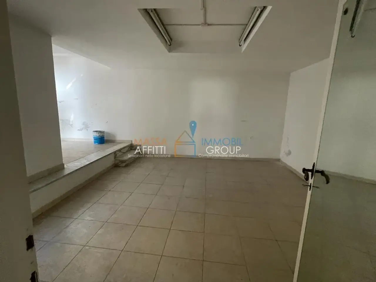 Ufficio in Via Verdi 6, Carrara, {3} - Foto 2