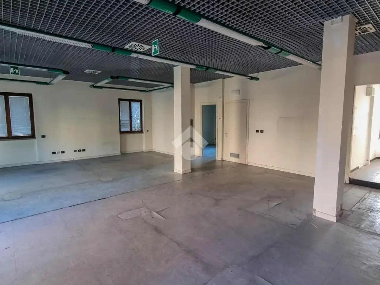 Negozio in Via Teresa Prevosti 5, Sirtori, {3} - Foto 1