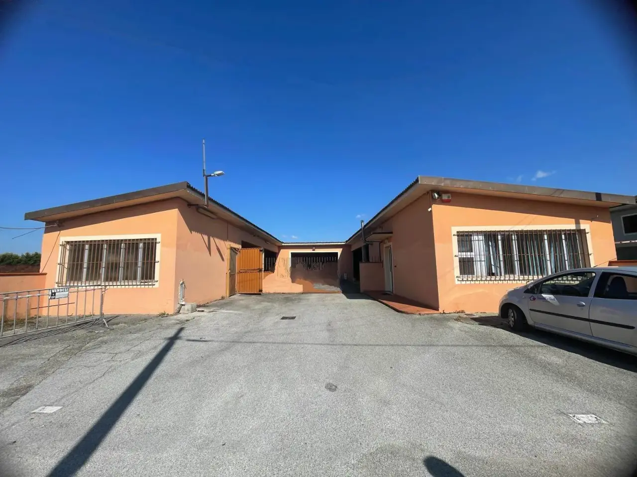 Magazzino in Via Crociale del Sarto, Ponte Buggianese, {3} - Foto 2