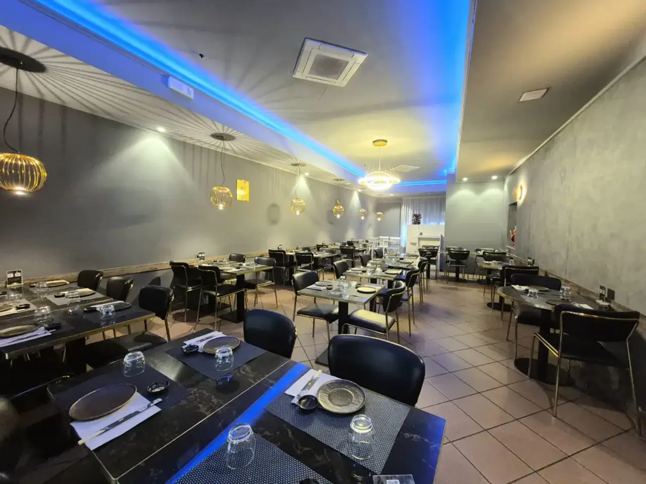 Bar - Ristorante in Viale Antoni Gramsci 106, Forli', {3} - Foto 1