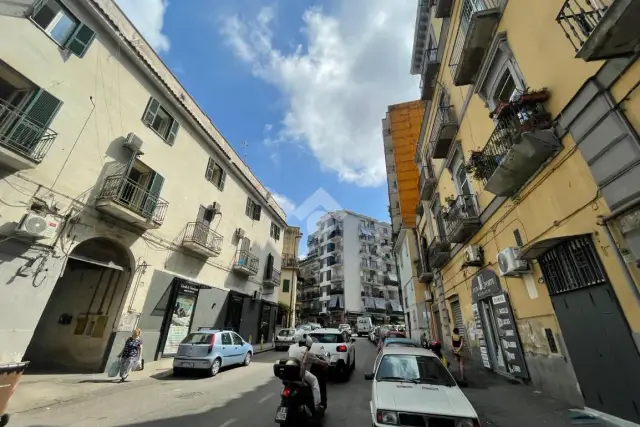 Geschäft in Via Pigna 128, Napoli - Foto 1