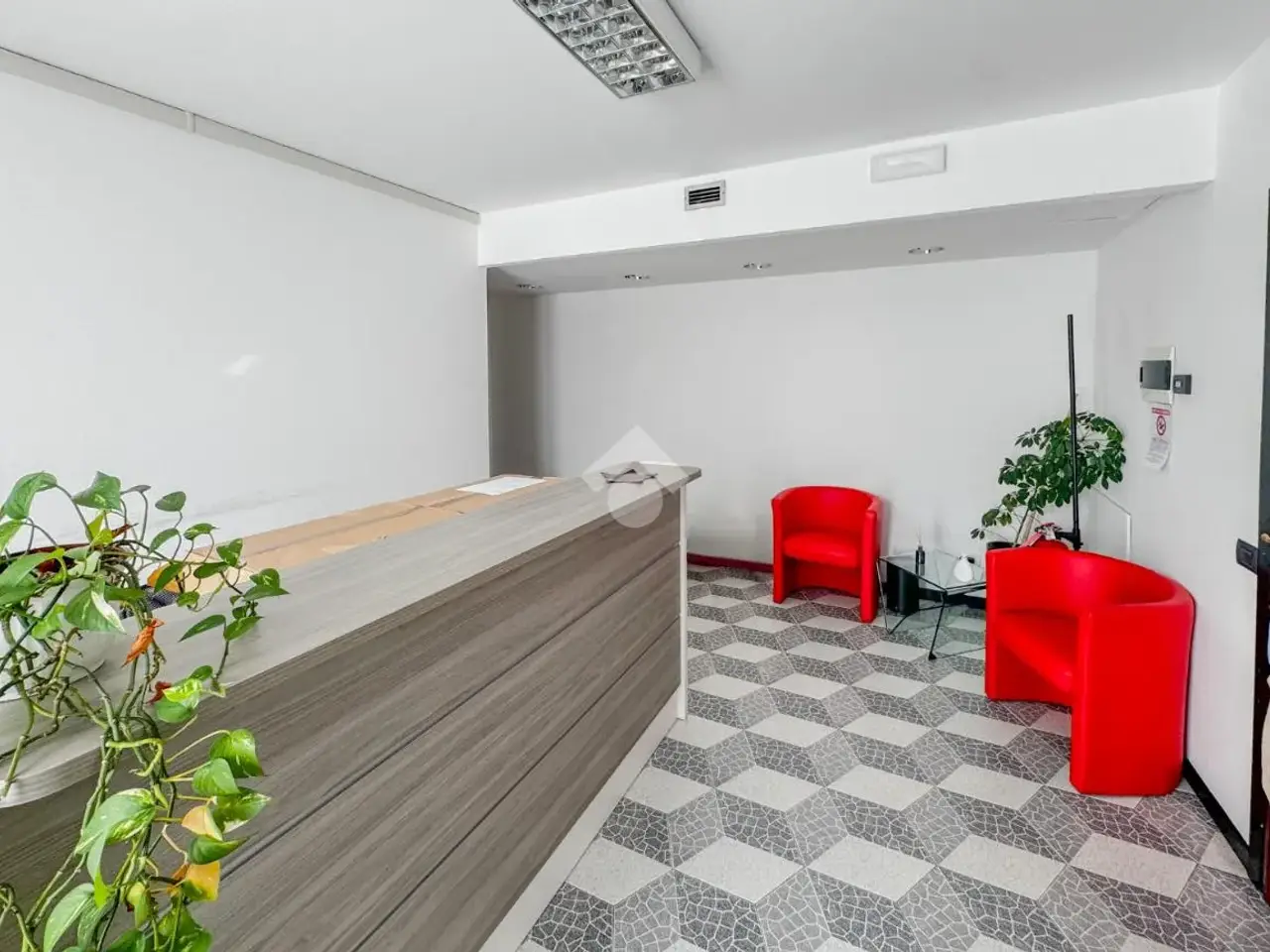 Ufficio in Via Cavour, Lecco, {3} - Foto 1