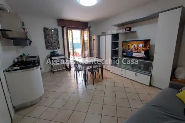 3-room flat in Via Zandonai, Montelabbate - Photo 1