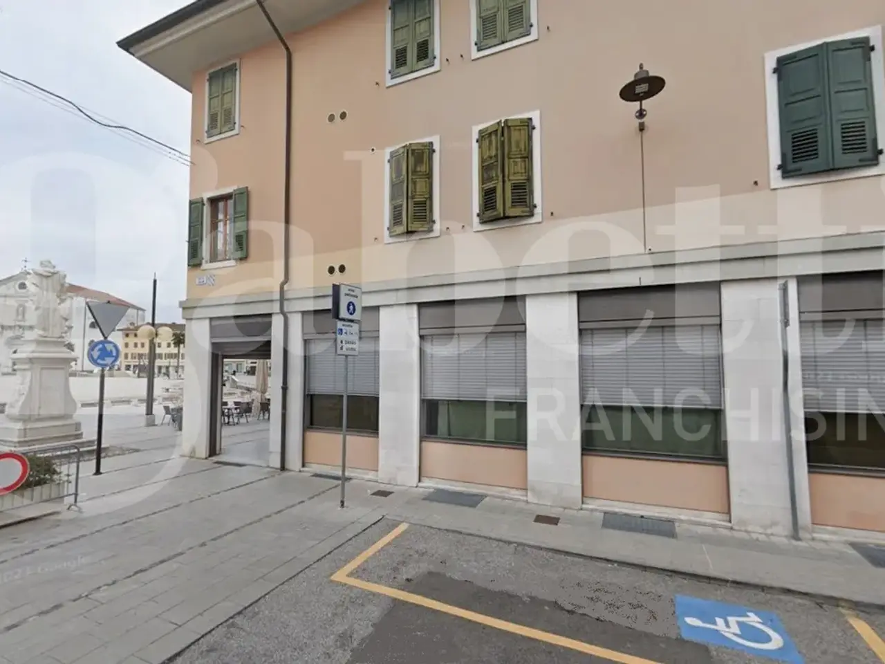 Negozio in Piazza Grande 20, Palmanova, {3} - Foto 2
