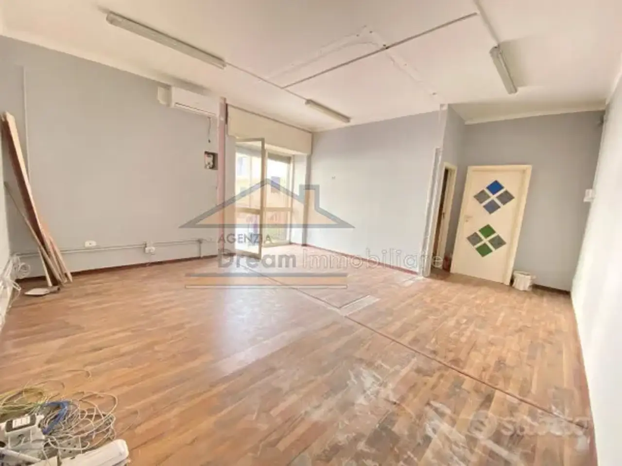 Negozio in Via Innamorati, Giugliano In Campania, {3} - Foto 1