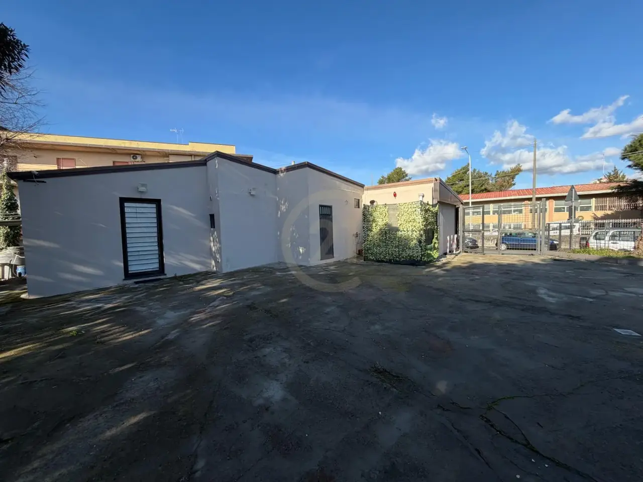 Palazzina commerciale in , Belpasso, {3} - Foto 1
