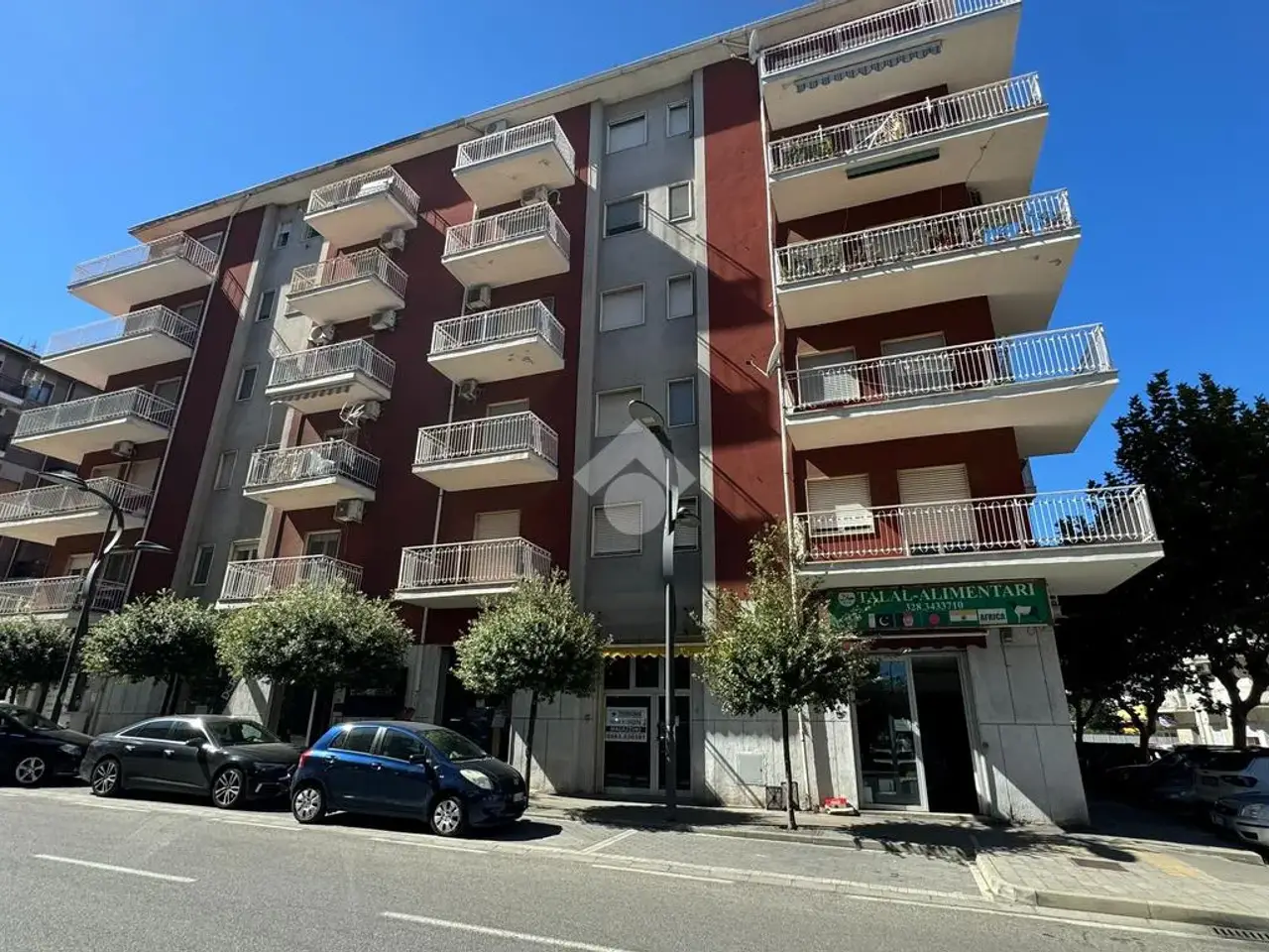 Magazzino in Viale Luca De Rosis 29, Corigliano-Rossano, {3} - Foto 1
