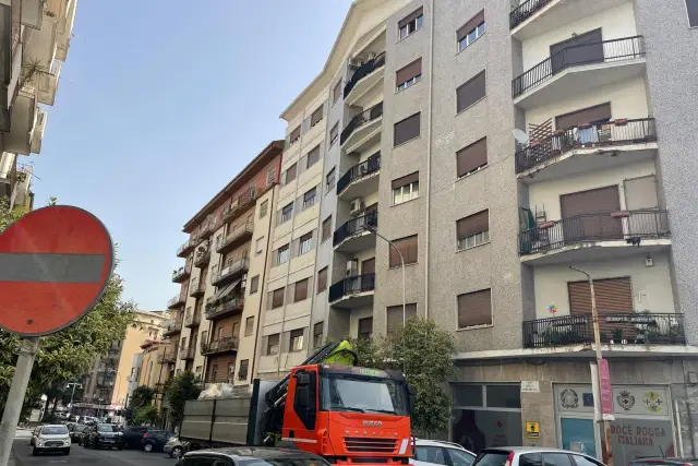 Dreizimmerwohnung in Viale della Repubblica 164, Cosenza - Foto 1