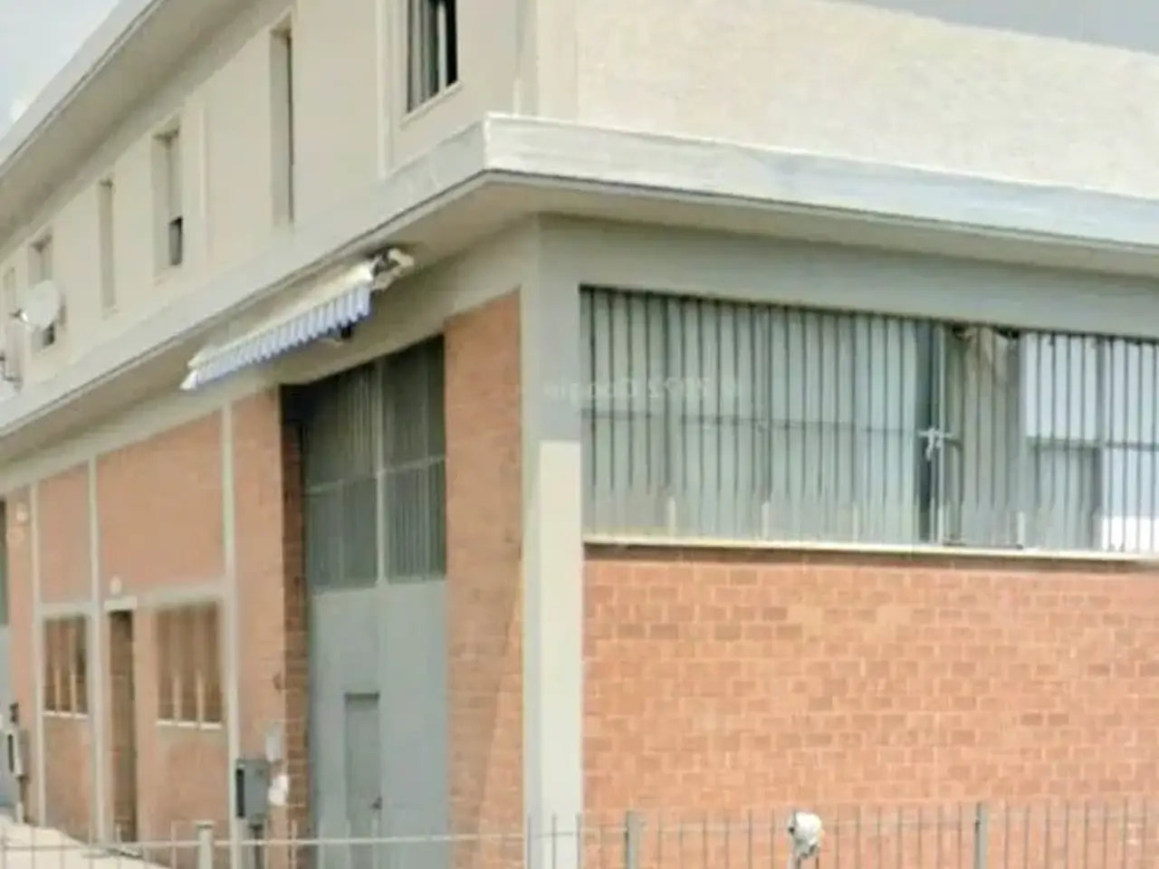 Magazzino in Via, Prato, {3} - Foto 1