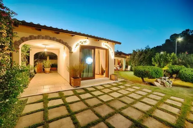 Terraced house in Via della Murena 8, Muravera - Photo 1