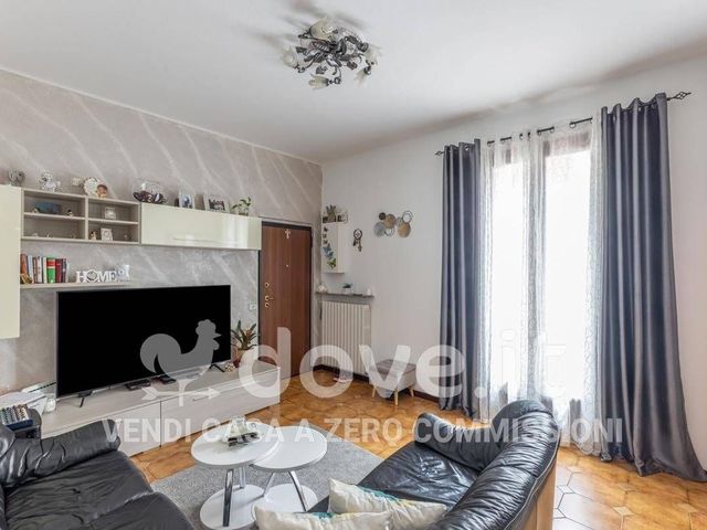 Dreizimmerwohnung in Via Don Piero Folli 9, Luino - Foto 1