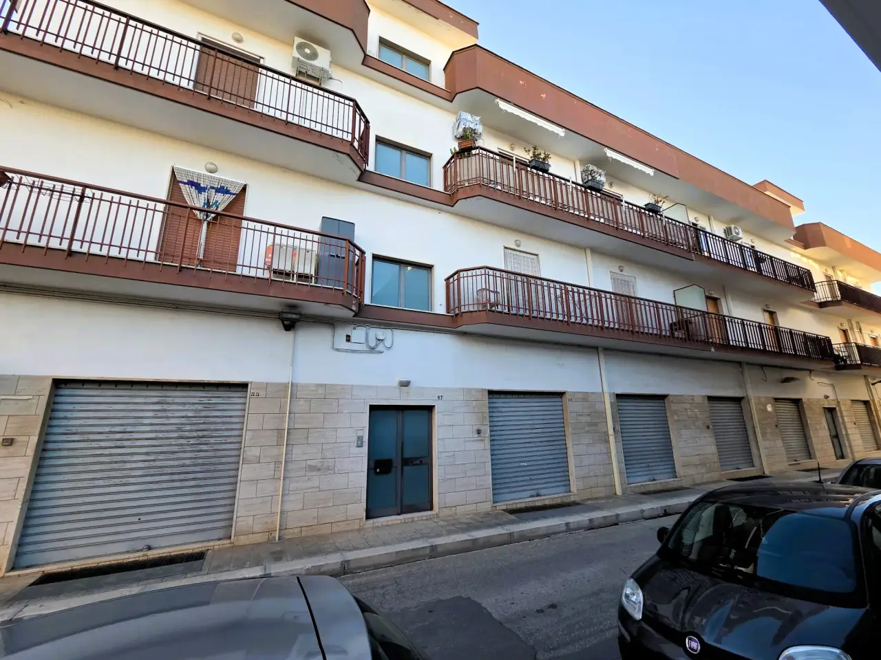 Ufficio in Via Duca degli Abruzzi 85, Triggiano, {3} - Foto 2
