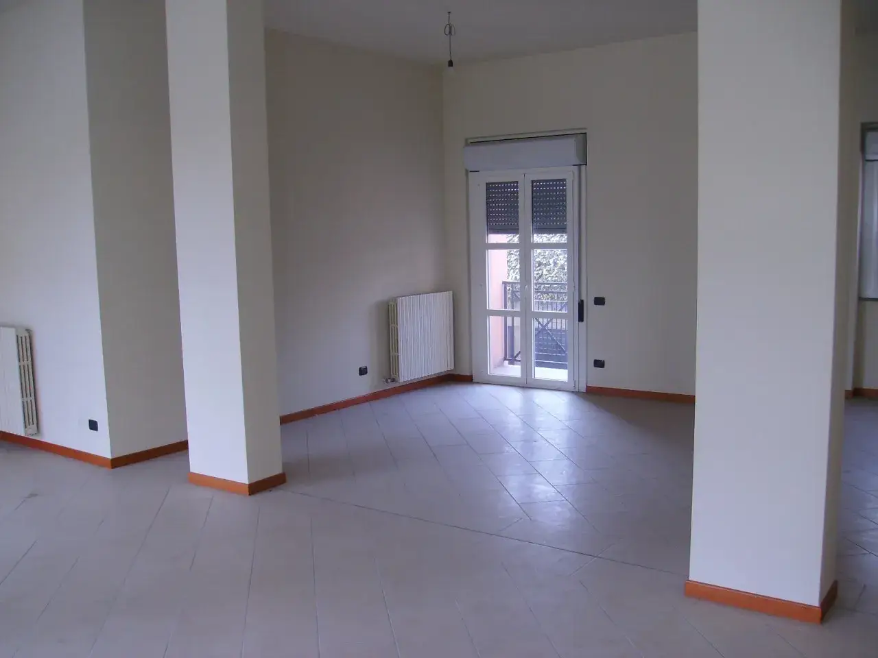 Negozio in Via Sorteni 7, Monza, {3} - Foto 2