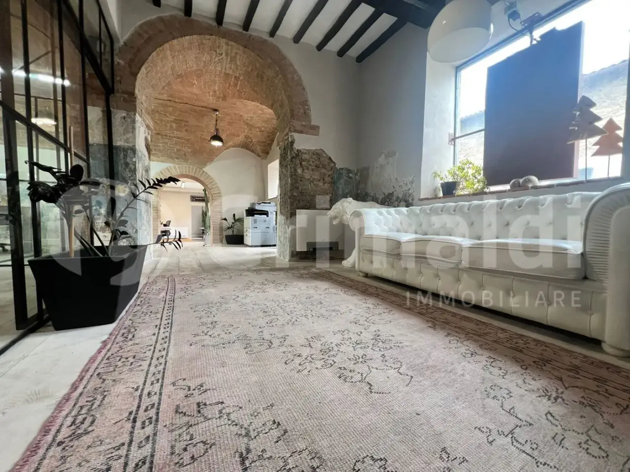 Negozio in Strada Trasimeno Ovest , Perugia, {3} - Foto 1