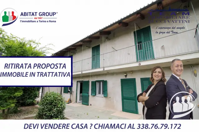 Casa indipendente in Via Maira 6, Carmagnola - Foto 1