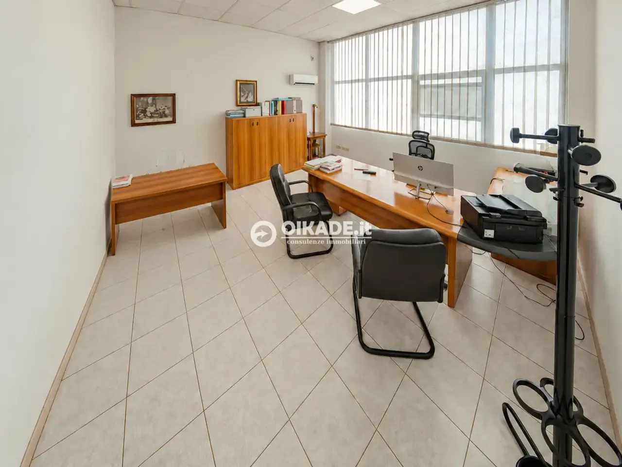 Capannone in Viale Umberto Ticca 17, Cagliari, {3} - Foto 2