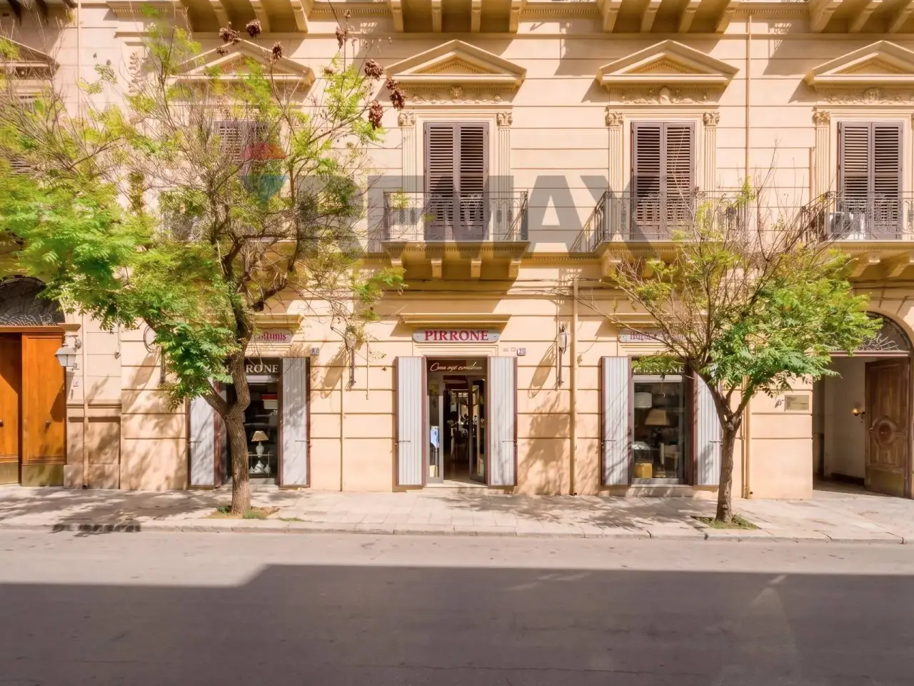 Negozio in Via Paolo Paternostro 27, Palermo, {3} - Foto 1