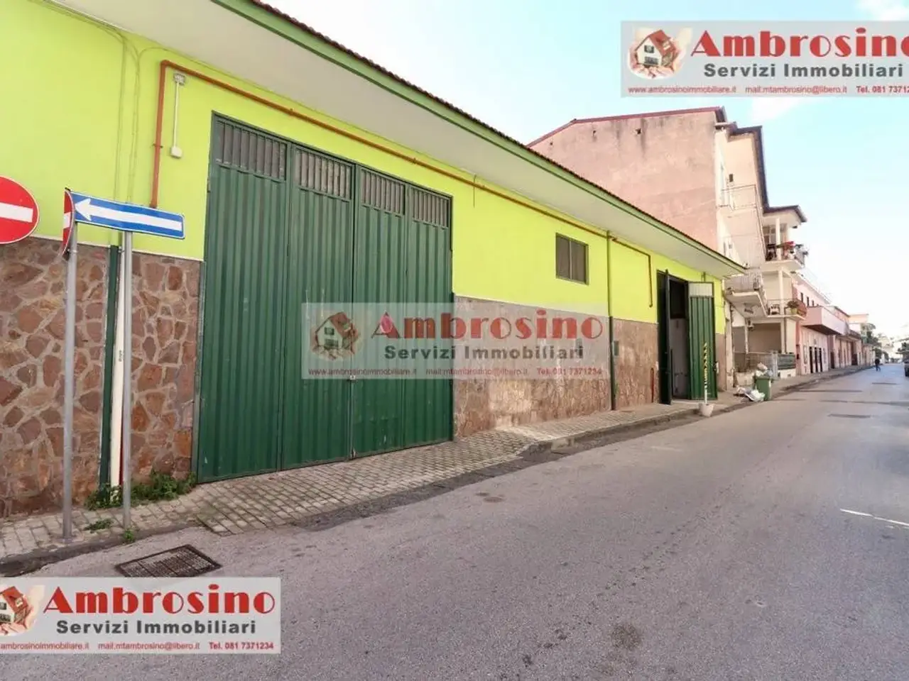 Capannone in Via Giuseppe Verdi, Arzano, {3} - Foto 1