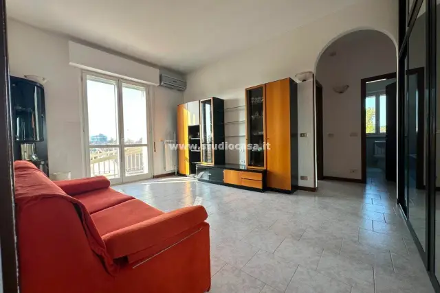 3-room flat in Via Montello, Crema - Photo 1