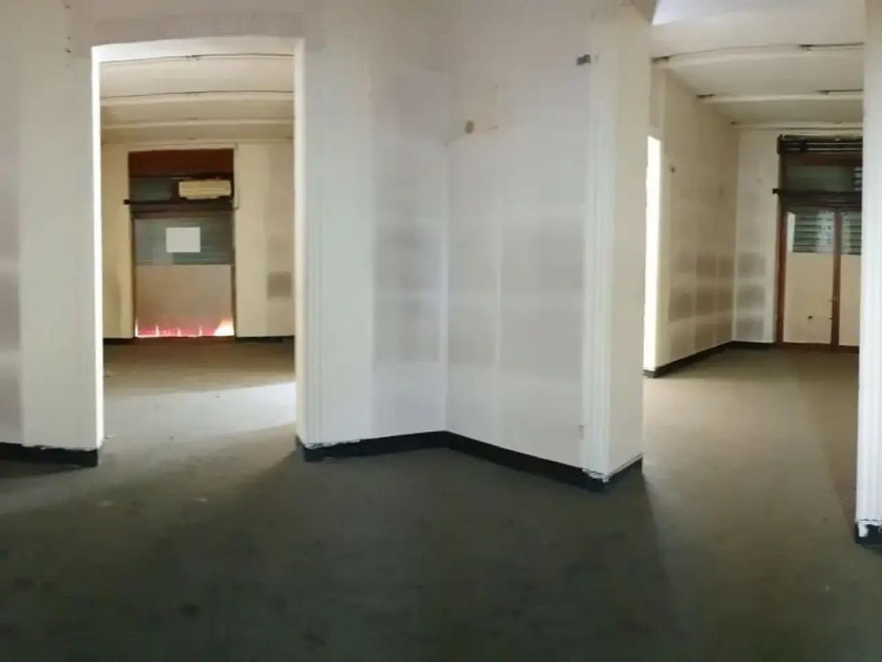 Palazzina commerciale in Via I Settembre 29/33, Messina, {3} - Foto 2