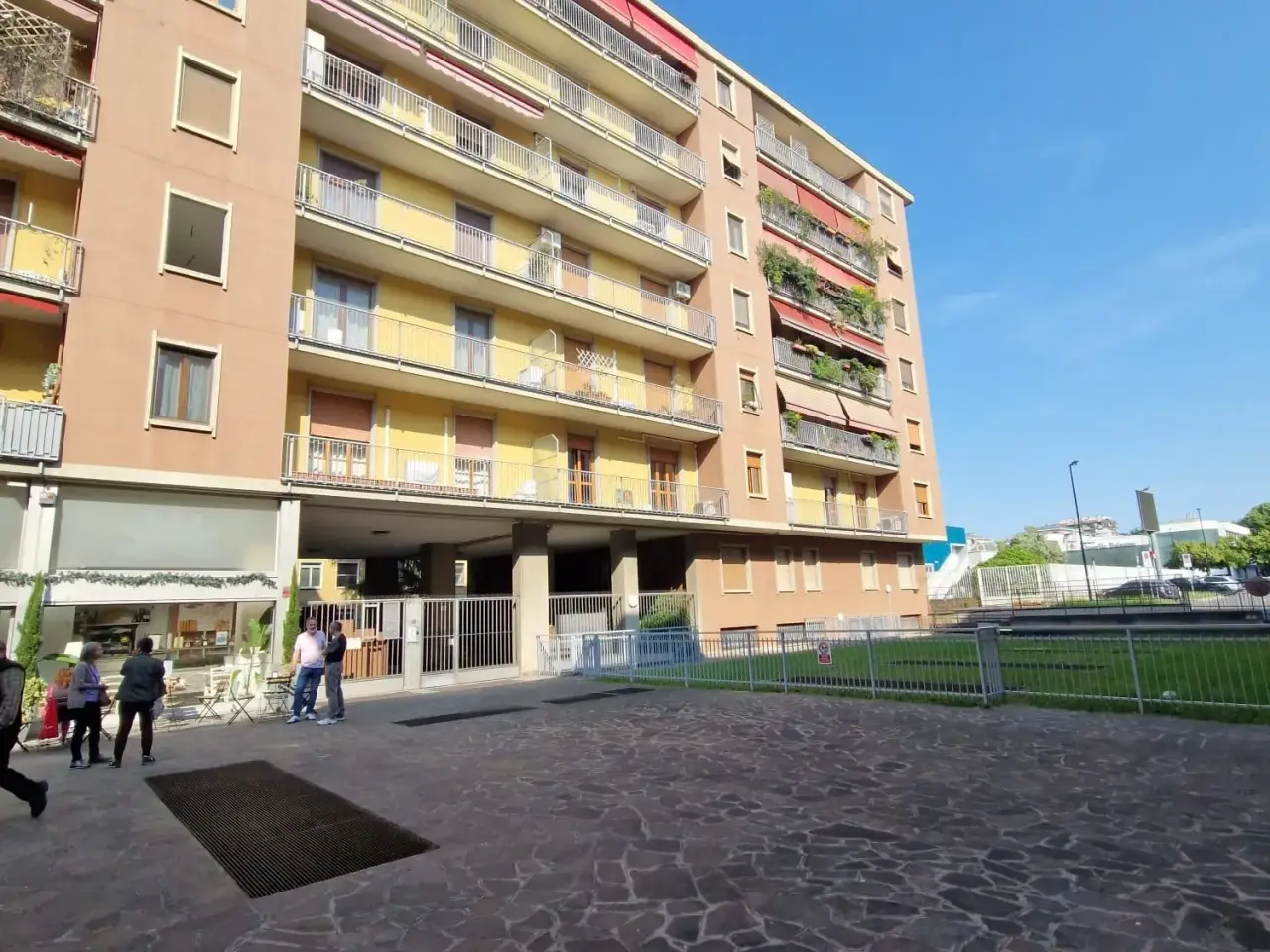 Ufficio in Piazza Antonio Gramsci 58/a, Cinisello Balsamo, {3} - Foto 2