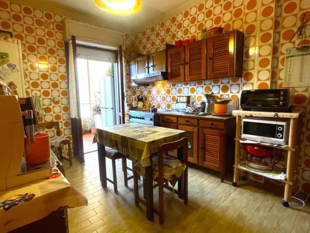 4-room flat in {3}, - Photo 1