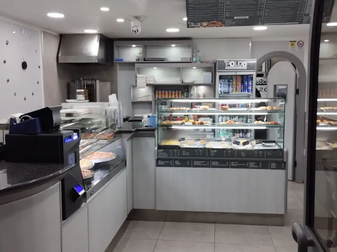 Rosticceria in Viale Amendola, Eboli, {3} - Foto 2