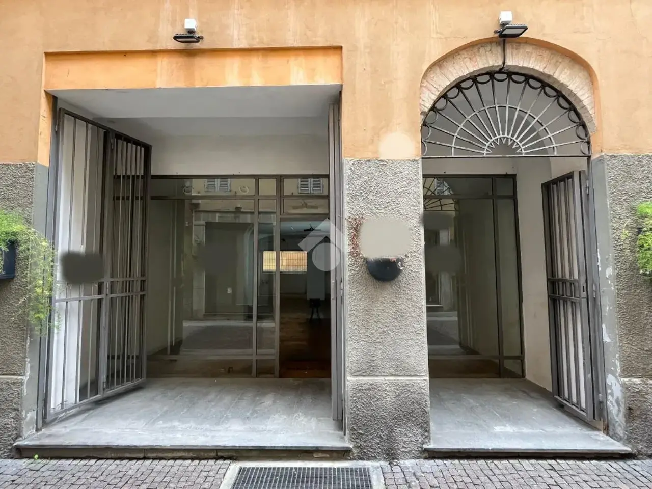 Negozio in Via Nazario Sauro 29, Parma, {3} - Foto 1