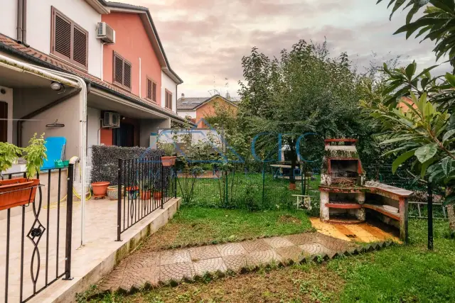 Villa a schiera in Via Ferdinando Innocenti 16, Segrate - Foto 1