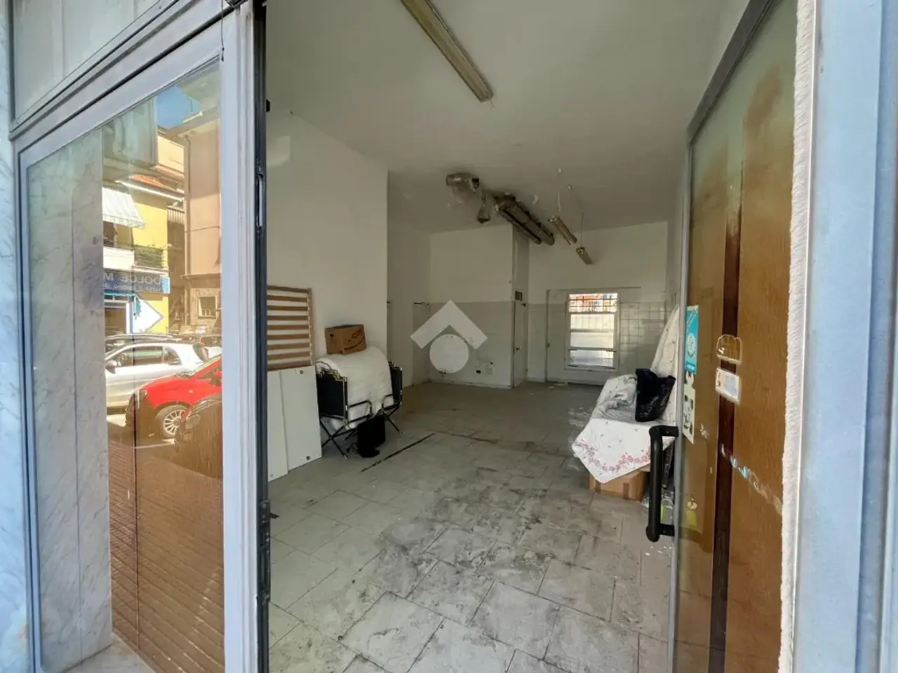 Negozio in Via Arnaldo Terzi 16, Sarzana, {3} - Foto 2