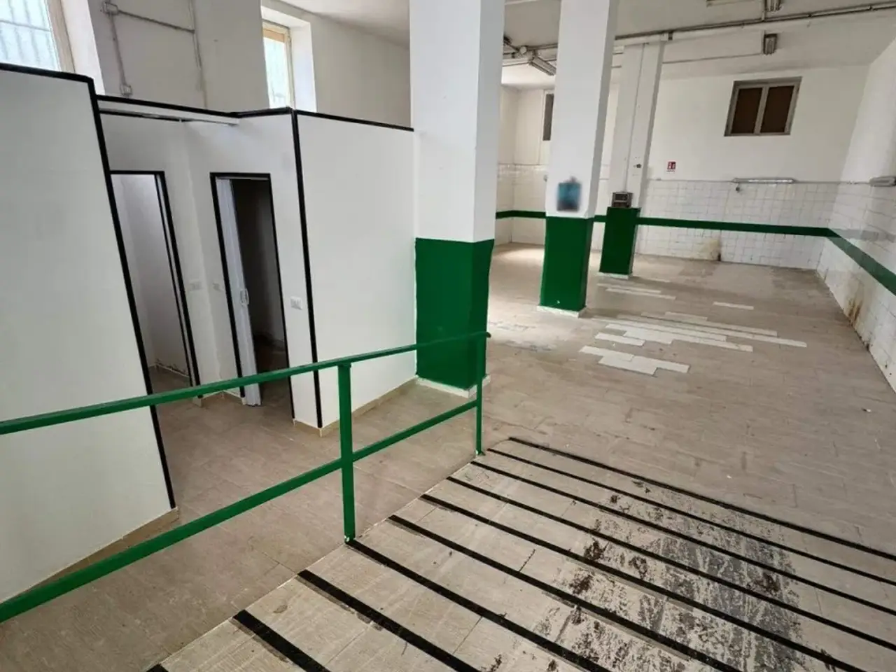 Palazzina commerciale in , Cercola, {3} - Foto 1