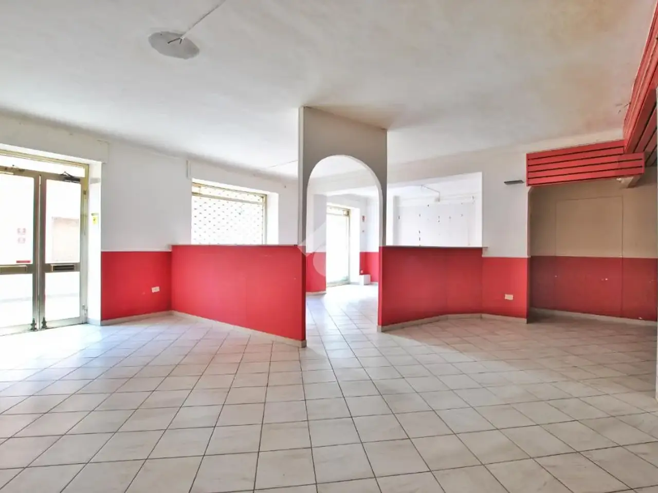 Negozio in Via Vittorio Lusani 28, Saluggia, {3} - Foto 1