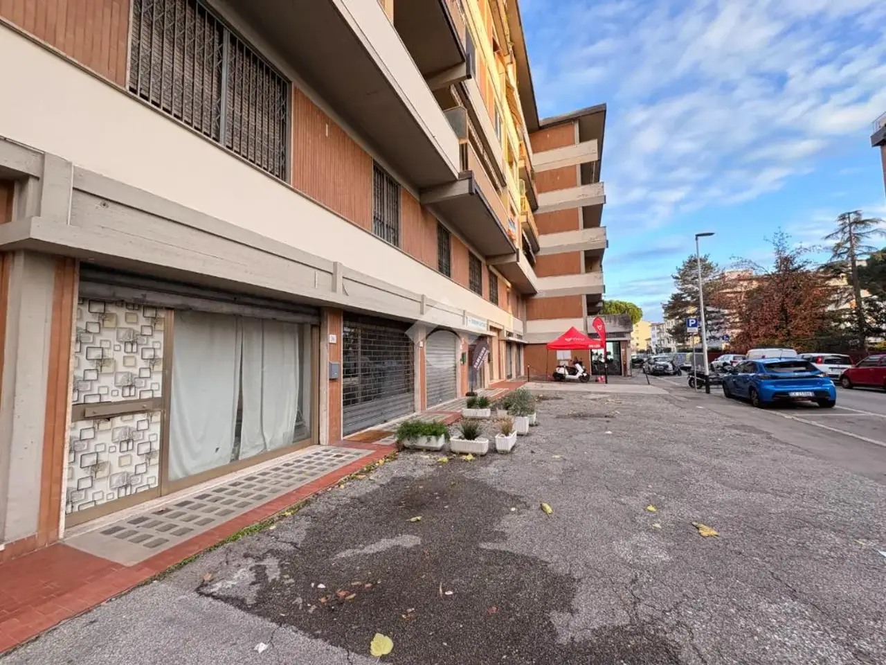 Negozio in Via Giovanni Segantini 26, Firenze, {3} - Foto 1