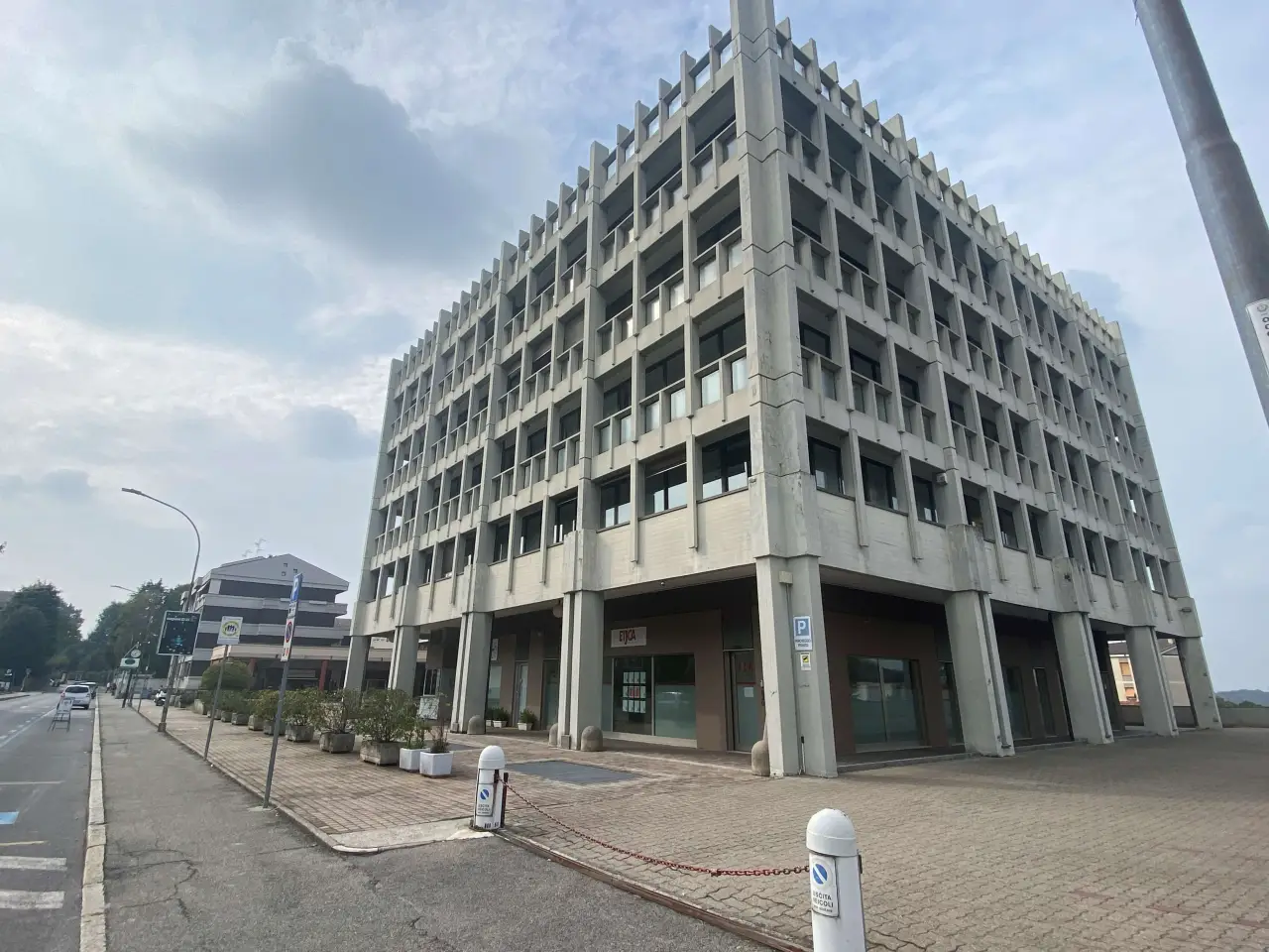 Ufficio in Corso Unità d'Italia, Cantu', {3} - Foto 1