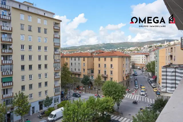 3-room flat in Largo Mioni 3, Trieste - Photo 1