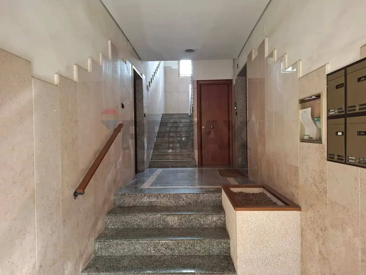 Ufficio in Via Giuseppe Saverio Poli 21, Bari, {3} - Foto 2