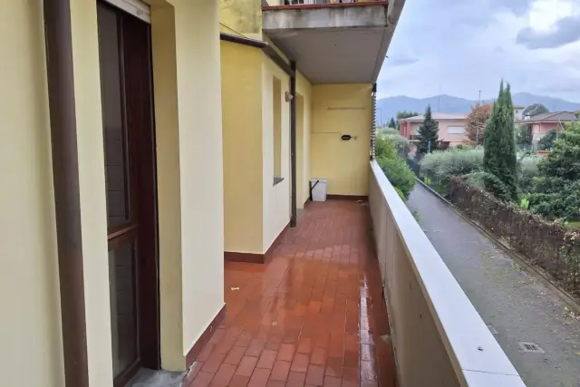 2-room flat, Capannori - Photo 1