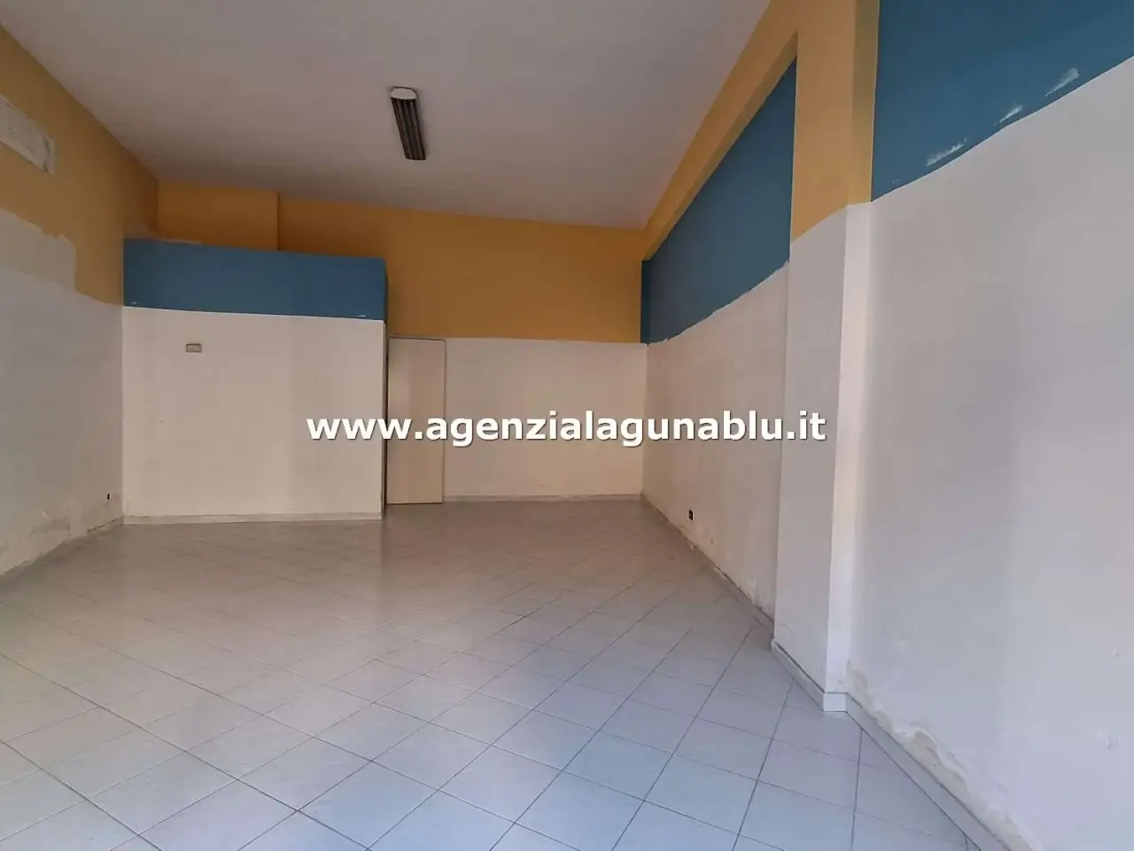Magazzino in Via Salemi, Mazara Del Vallo, {3} - Foto 1