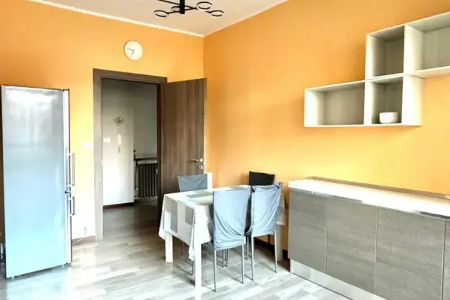 2-room flat in Via Rosselli  10, Rivoli - Photo 1