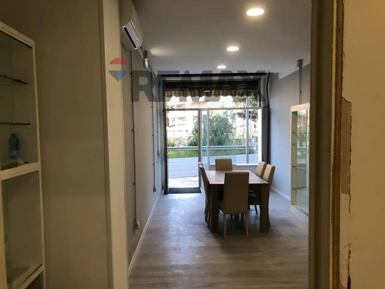 Negozio in Via Firenze 117, Perugia, {3} - Foto 2