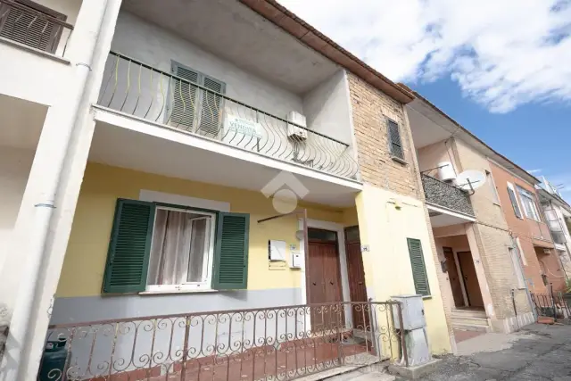 3-room flat in Via Francesco Gizzi 15, Formello - Photo 1