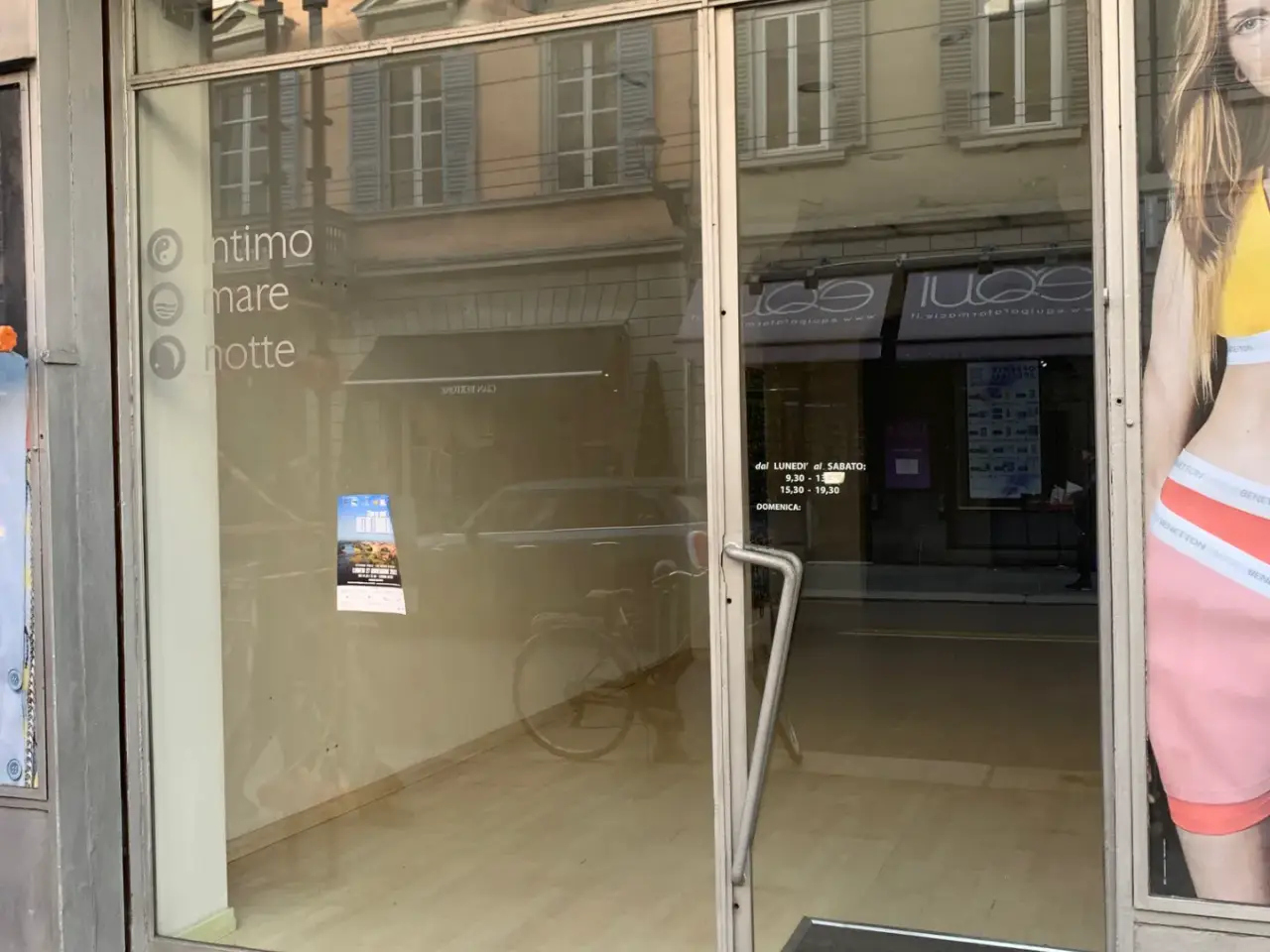 Negozio in Strada della Repubblica, Parma, {3} - Foto 1