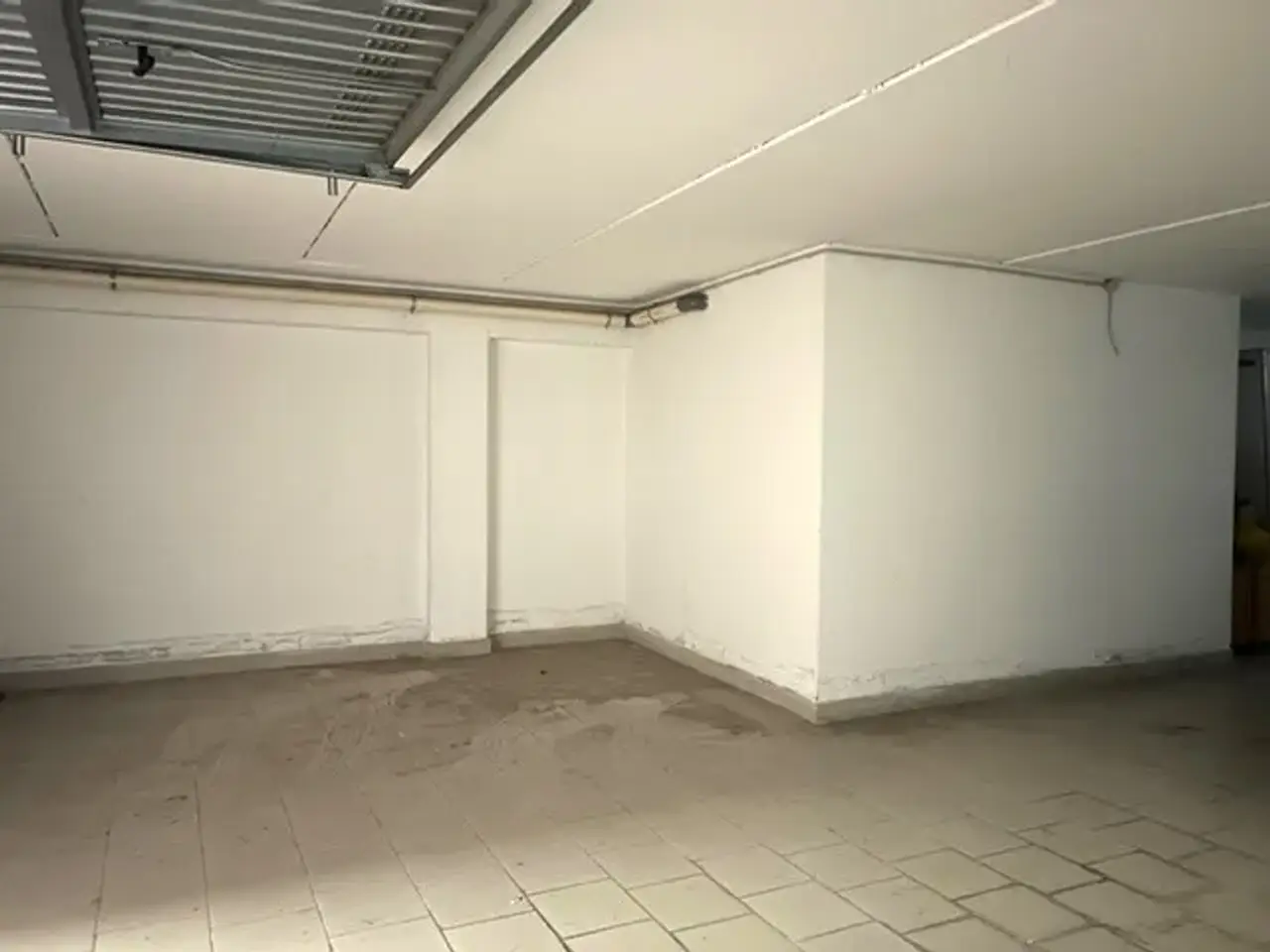 Magazzino in , Cagliari, {3} - Foto 1