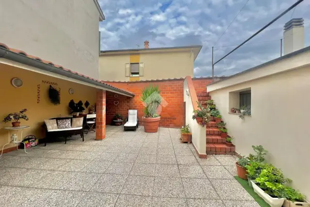 Casa indipendente in Via Val d'Orme 155, Empoli - Foto 1