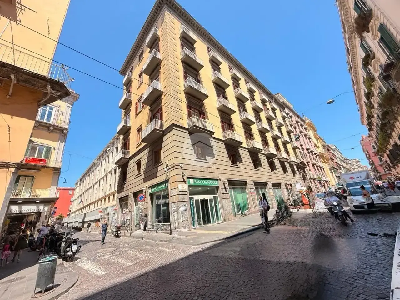 Negozio in Via Pasquale Scura 00, Napoli, {3} - Foto 2