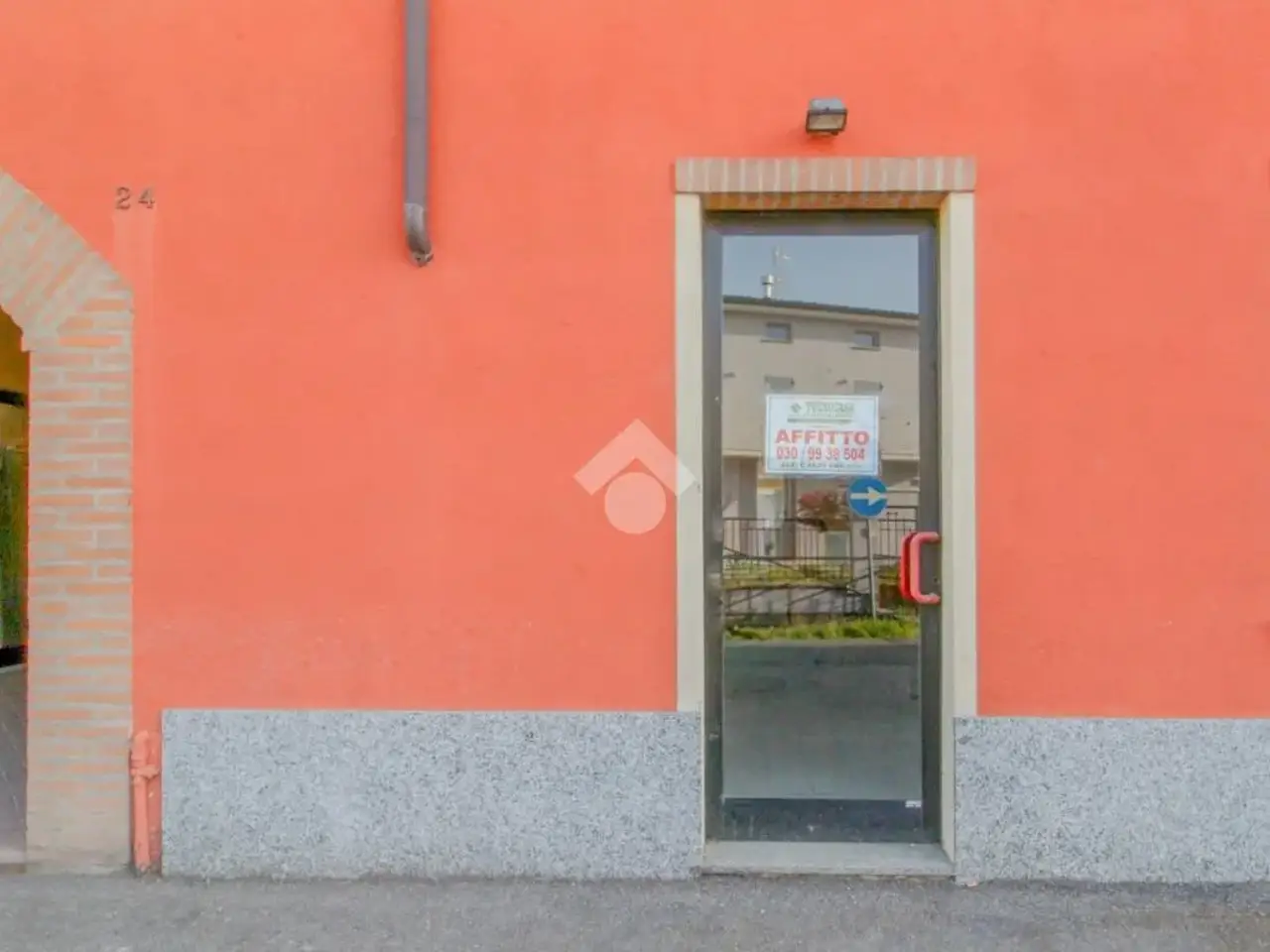 Negozio in Via Solferino 24, Borgo San Giacomo, {3} - Foto 1